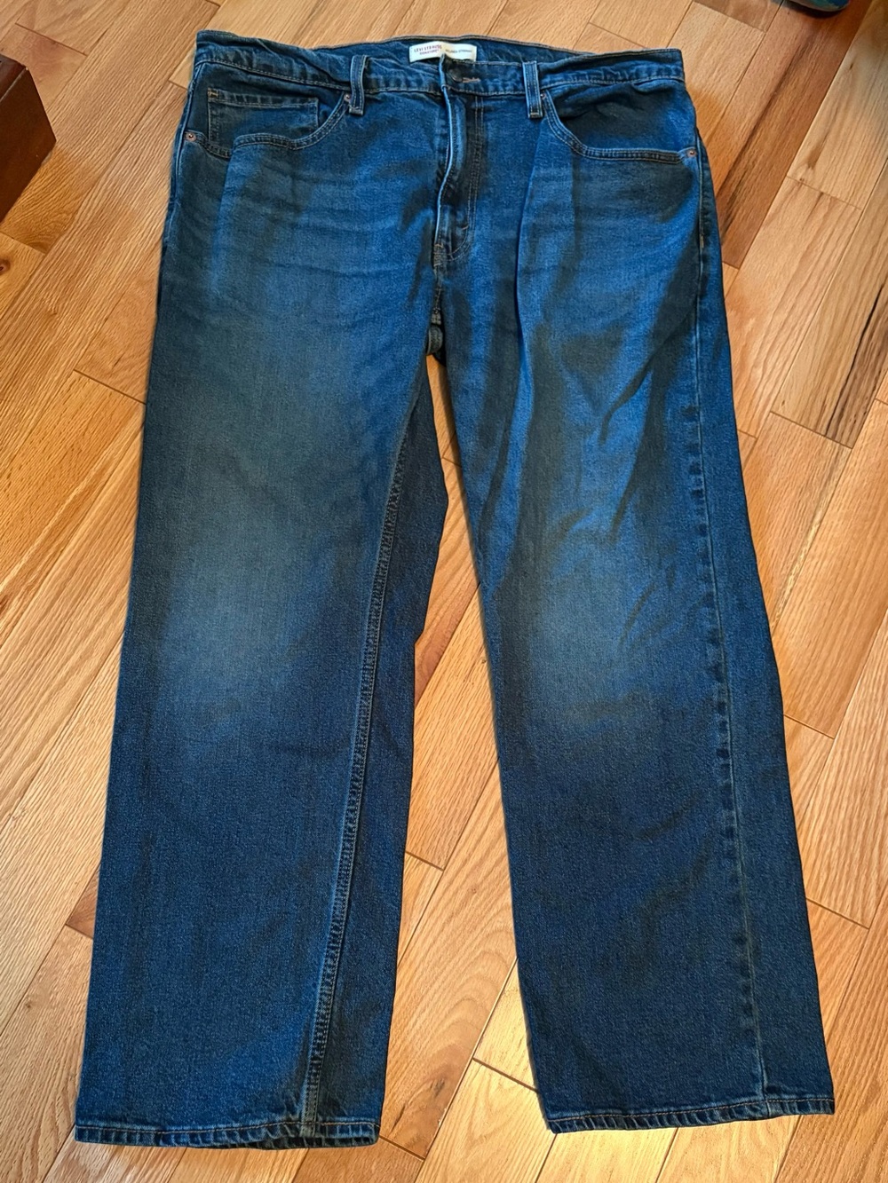 Levi's Relaxed Straight Fit Men's Jeans